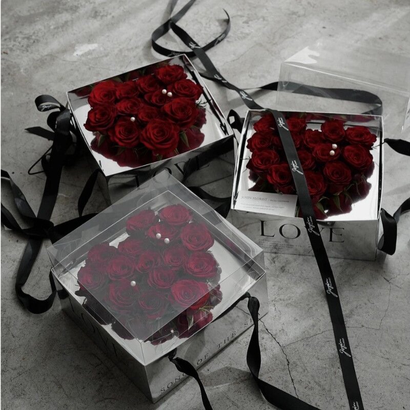 Gift Box Factory - Portable Silver Mirror Magic Luxury Square Love Bouquet