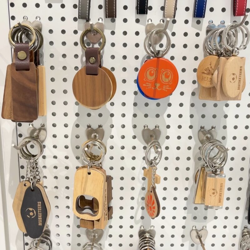 Wood Keychain Manufacturer - Laser Engraving Leather Accent Event Souvenir