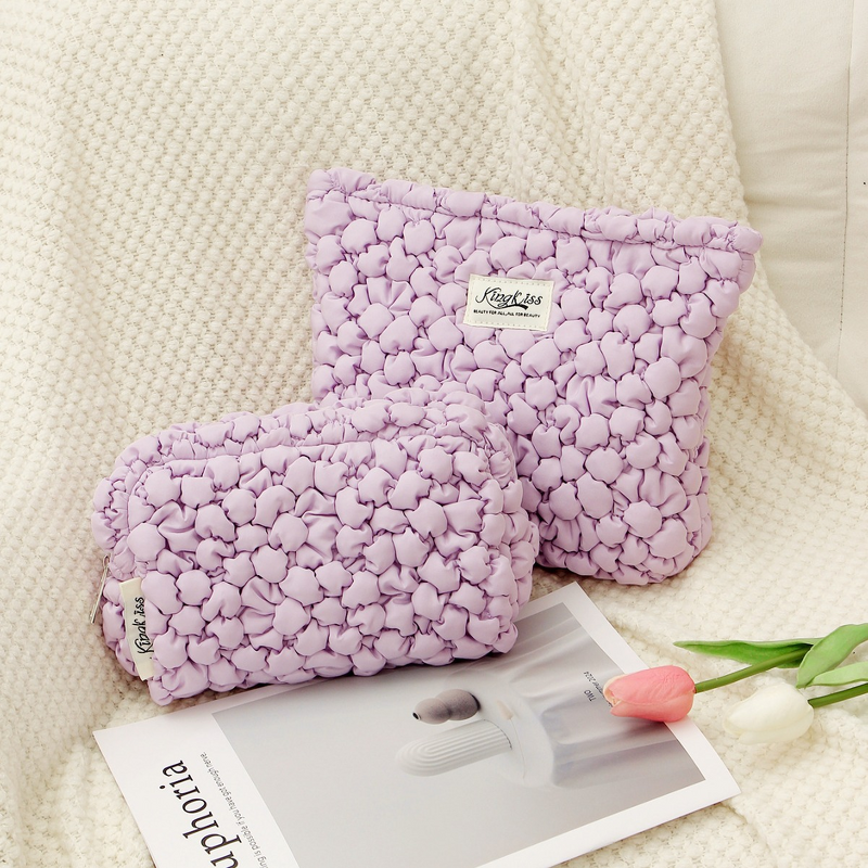 Makeup Bag Manufacturer - Wholesale Customized Soft Quilted Floral Nylon