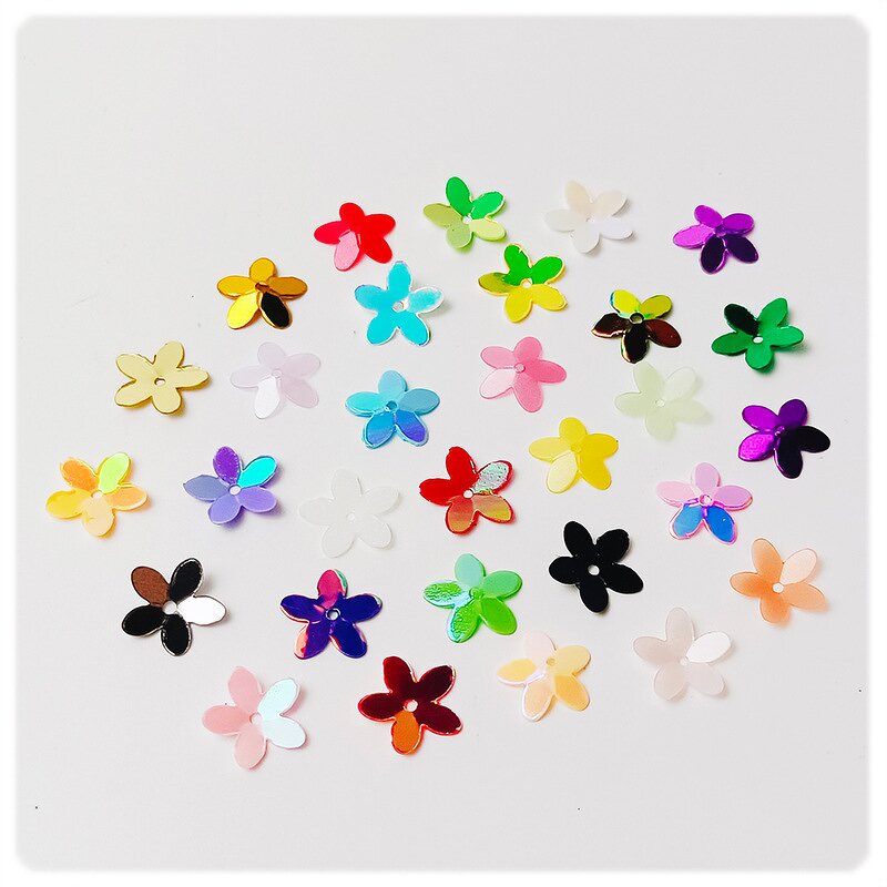 PVC Flower Sequins Supplier - Bulk 10mm Custom for Apparel Decoration