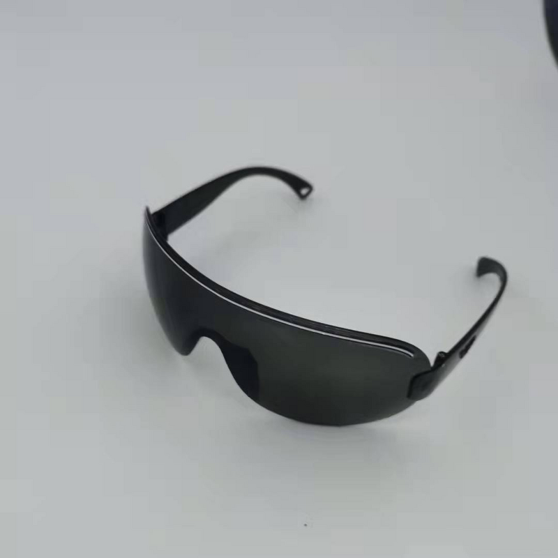 Safety Glasses Manufacturer - Three-Color Anti-Scratch Anti-Splash Reinforced