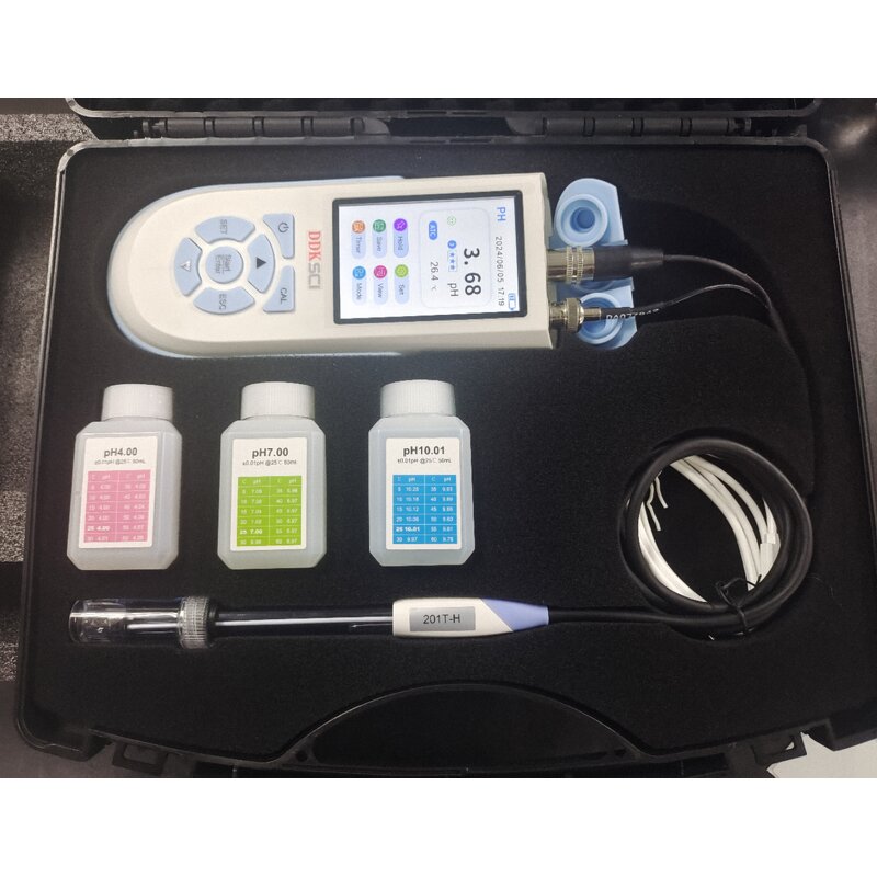 pH Meter Factory - OEM Portable with Calibration Solutions Suitcase
