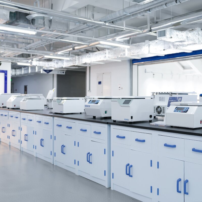 Laminar Flow Cabinet Manufacturer - Horizontal Clean Bench