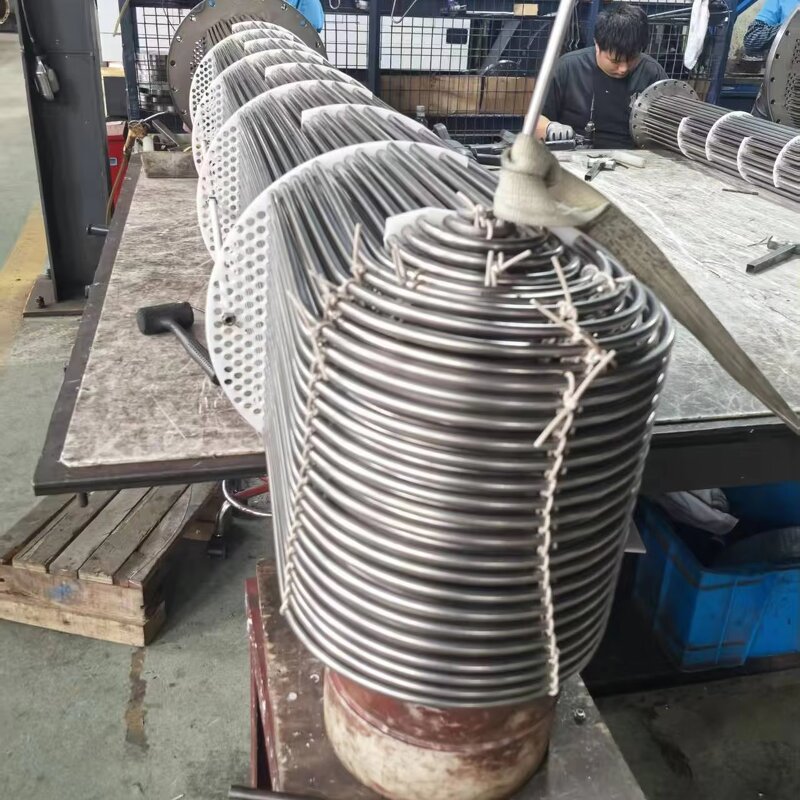 Shell and Tube Evaporator Manufacturer - Titanium Tube U-Type