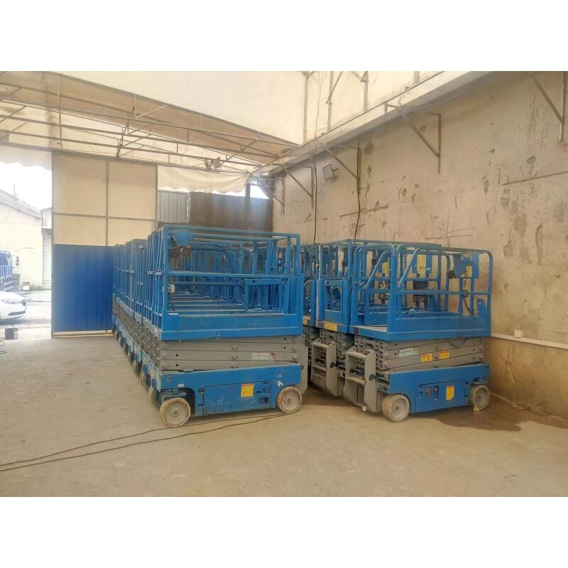 Scissor Lift Factory - Genie 3246 Self-Propelled Electric
