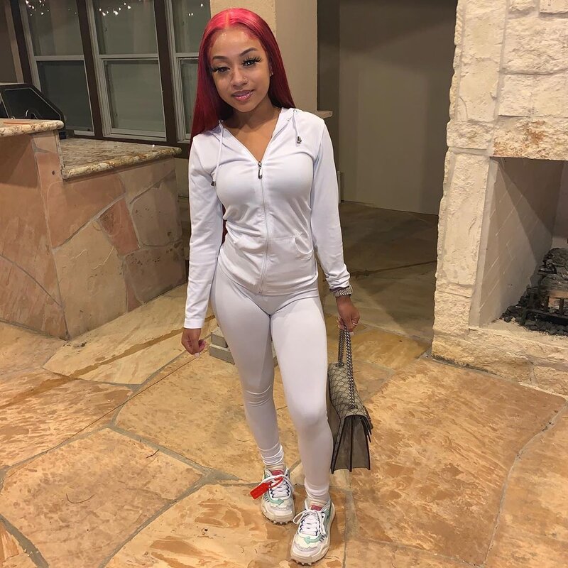 Tracksuit Set Manufacturer - OEM Women V-Neck Hoodie Sweatpants