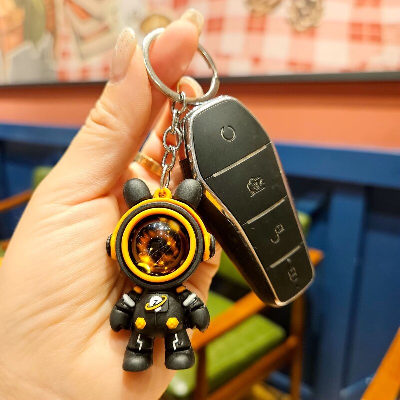Astronaut Keychain Manufacturer - OEM Cartoon with Mask Portable Accessory