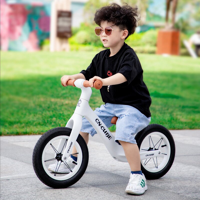 Adjustable Kids Bike Supplier - OEM Hot Sale 12Inches Shock Absorb Bearing