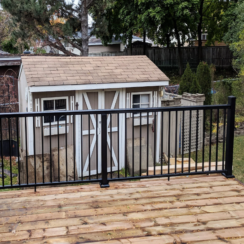 Aluminum Balcony Privacy Handrail Manufacturer - OEM Garden Horizontal Slat Fencing