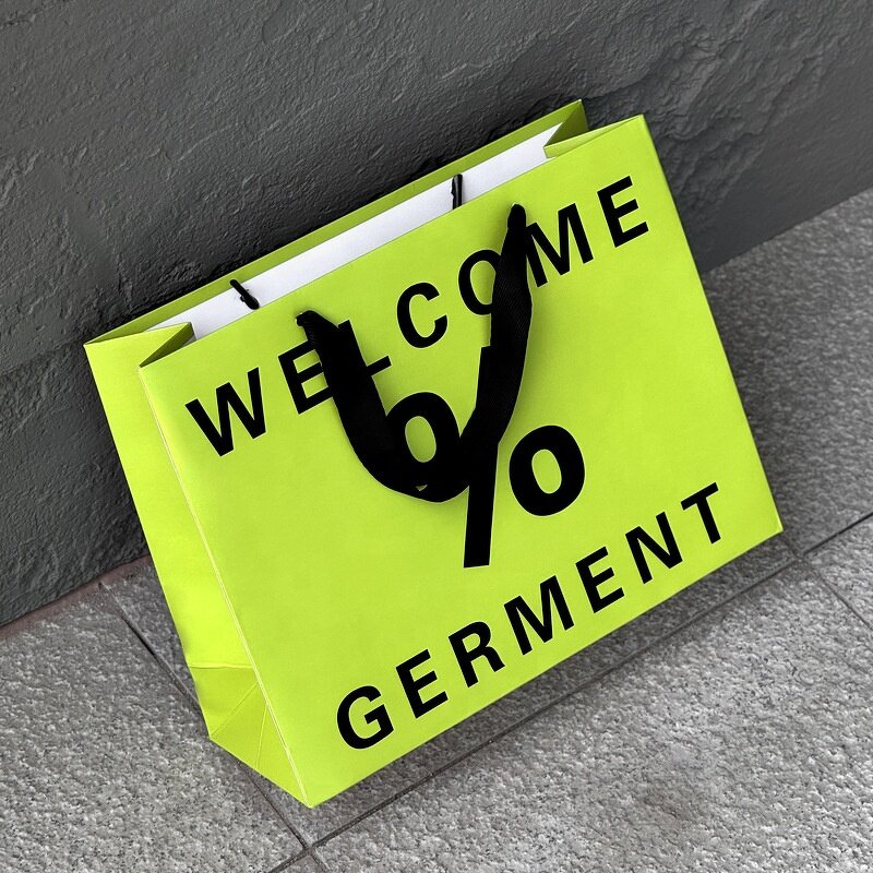 Shopping Kraft Gift Bag Supplier - OEM Wholesale Custom Printed Hard Packaging