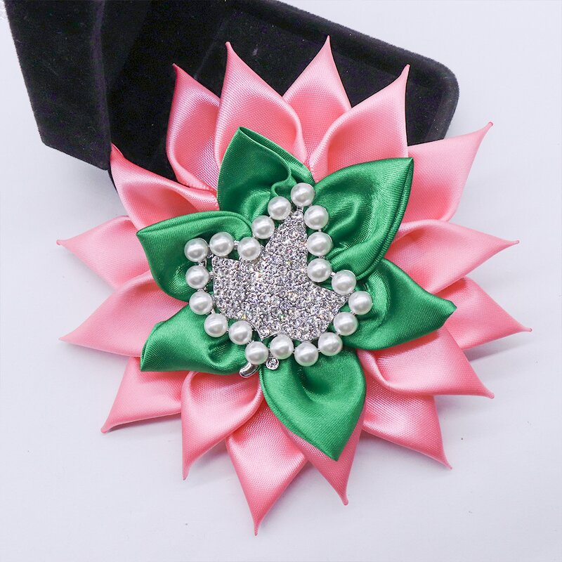 Corsage Brooch Factory - OEM Handmade Pink Green Petals Pin