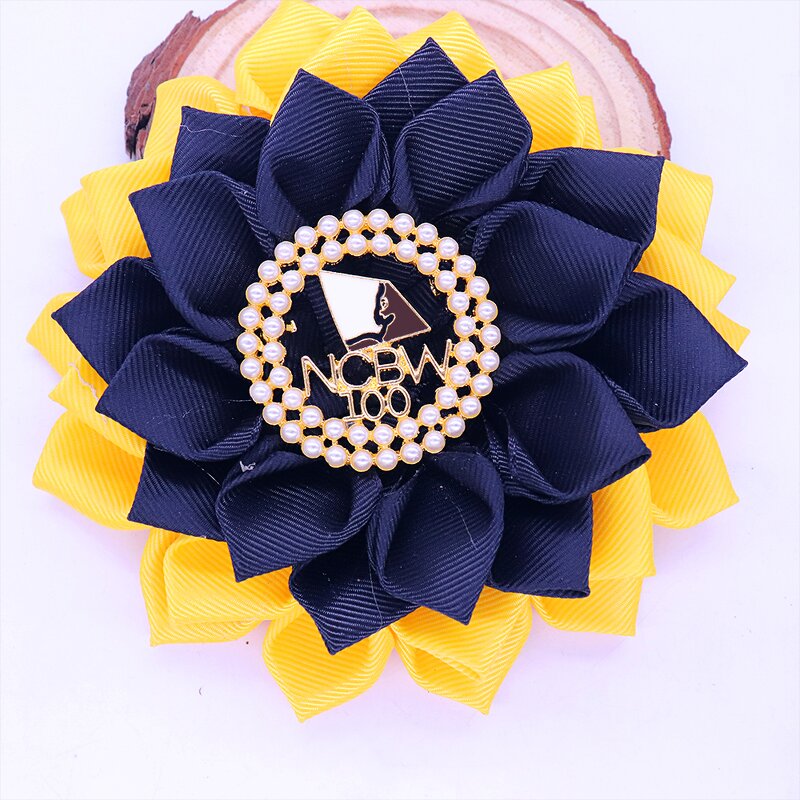 Corsage Brooch Factory - OEM Trendy Black Yellow NCBW Petals