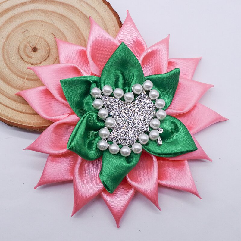 Corsage Brooch Factory - OEM Handmade Pink Green Petals Pin