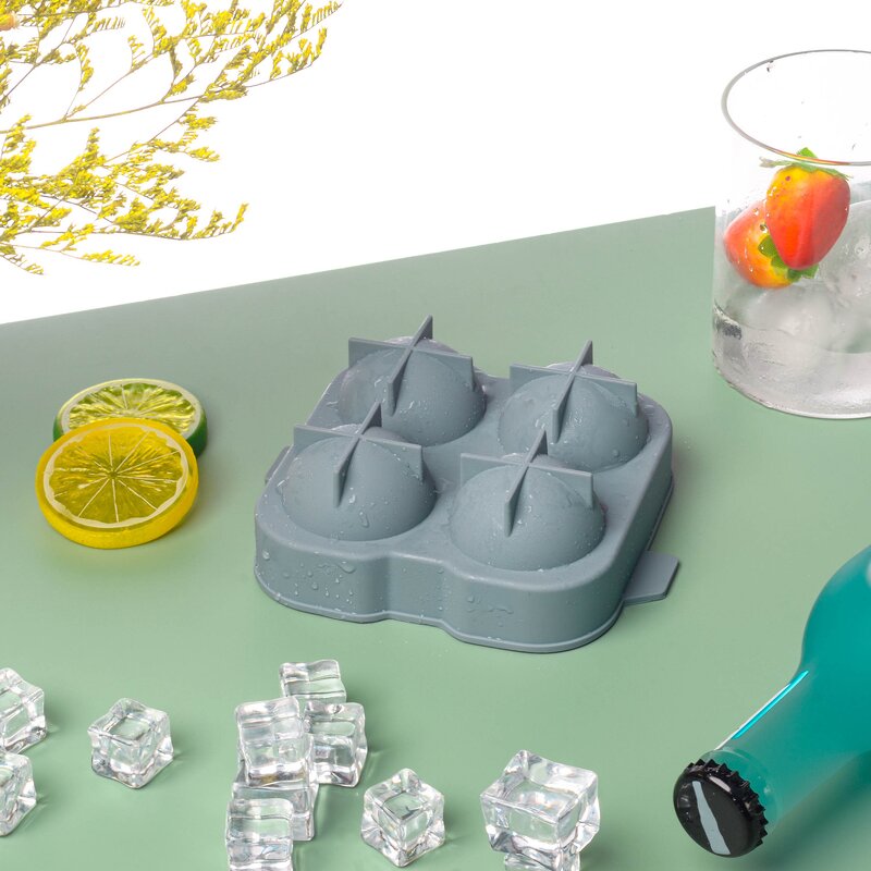 Whiskey Ice Cube Tray Factory - OEM Silicone Round with Easy Release Lid Bar