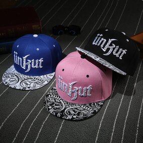 Flat Hat Manufacturer - OEM New Couple Korean Style 3D Embroidery Gold