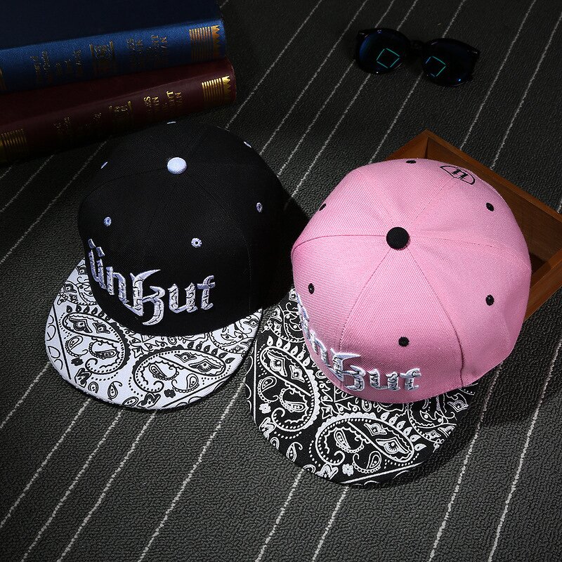 Flat Hat Manufacturer - OEM New Couple Korean Style 3D Embroidery Gold