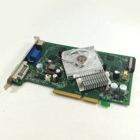 Graphics Card Factory - OEM Video Game City Console 7600