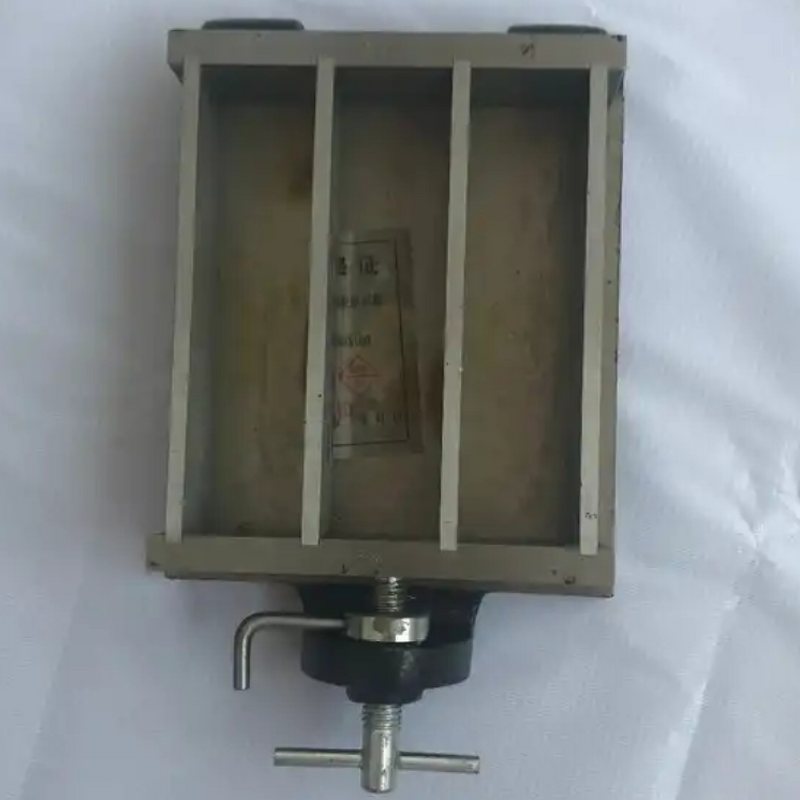 Cube Mould Factory - OEM Three Gang Steel for Concrete Cement Beam