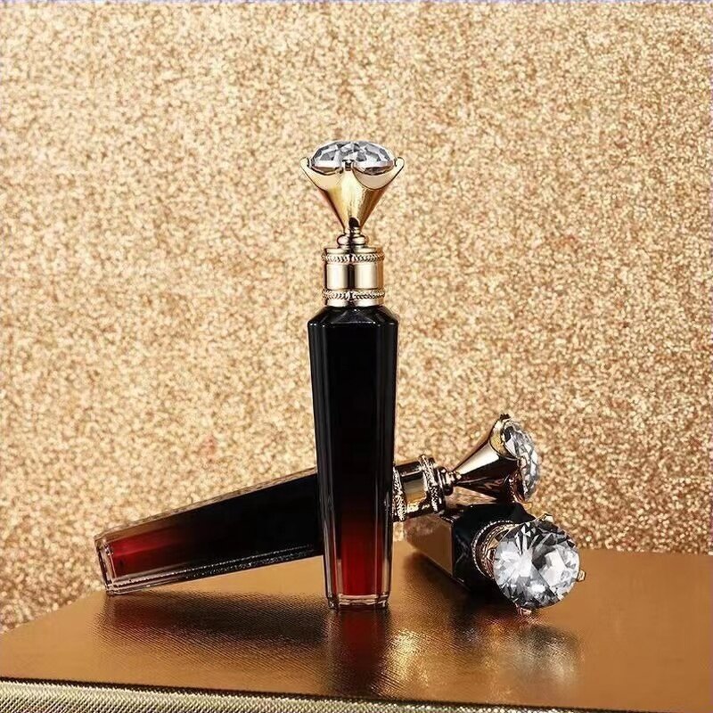 Custom Lipstick Factory - OEM 200 Colors Matte Glitter Private Label