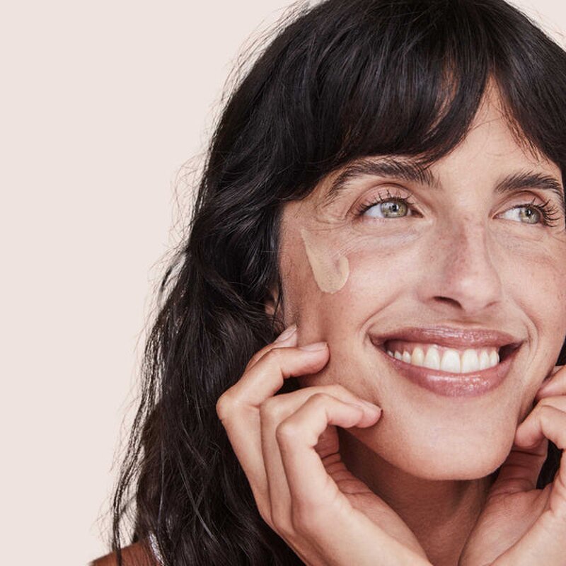 Tinted Mineral Sunscreen Manufacturer - OEM Anti-Aging Tinted Mineral SPF