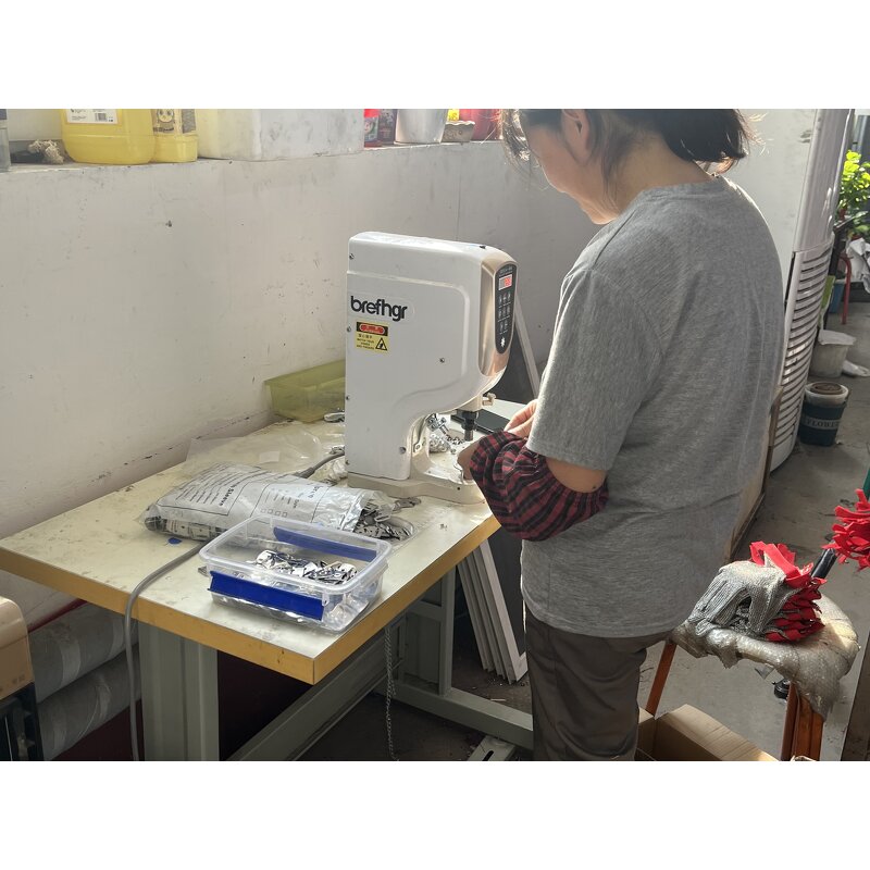 Chainmail Glove Factory - Stainless Steel Cut Proof Mesh Gloves