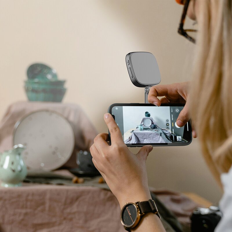 LED Pocket Mirror Manufacturer - OEM 2025 Portable High Power Outdoor Makeup Studio Lighting