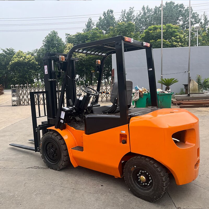 Diesel Forklift Truck Supplier - Jichuan 4WD 5t 3t Capacity Solid Tires Offroad