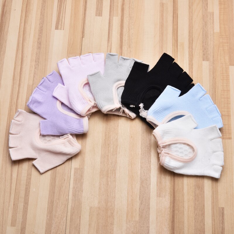 Professional Sports Fitness Gloves Manufacturer - Bulk Non-Slip Yoga Gloves