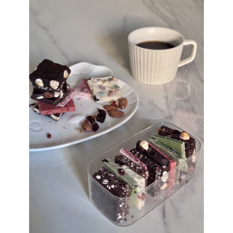 Factory Wholesale Custom Logo High Quality Chocolate Chocolate Gift Box Casual Snack Multiple Flavors