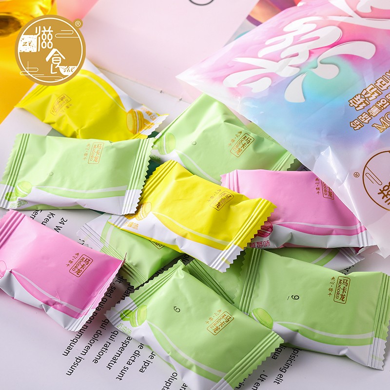 Fruit Ice Cream Flavor Macaron Cookies Crispy Texture Cream Flavor Various Exotic Sweet Delicious Snacks Wholesale