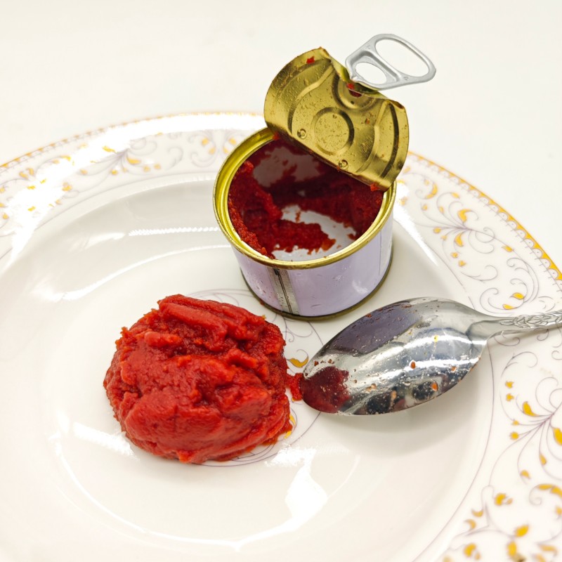 This Season's New Product, Nigerian Tomato Sauce, Is Selling Like Hot Cakes