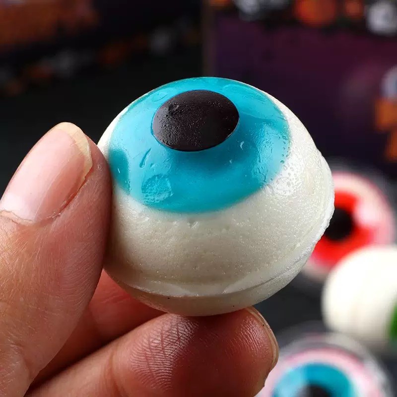 Wholesale Halal Sweet Fruit Flavor Filled 3d Gummy Eyeballs Candy Jelly Ball Soft Candy in Bottle