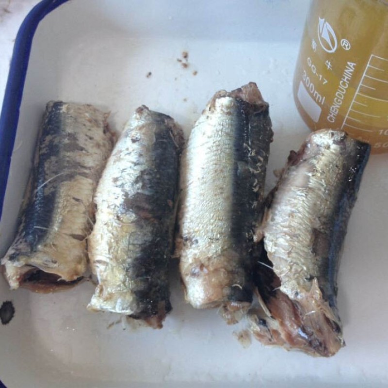 Factory Price Good Canned Sardine in Vegetable Oil 125g Sardine Canned Fish