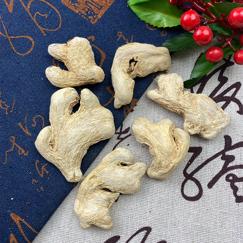Dry Ginger Premium Quality Product Rich Ginger Flavor Suitable for Making Ginger Soup Produced by Huaran