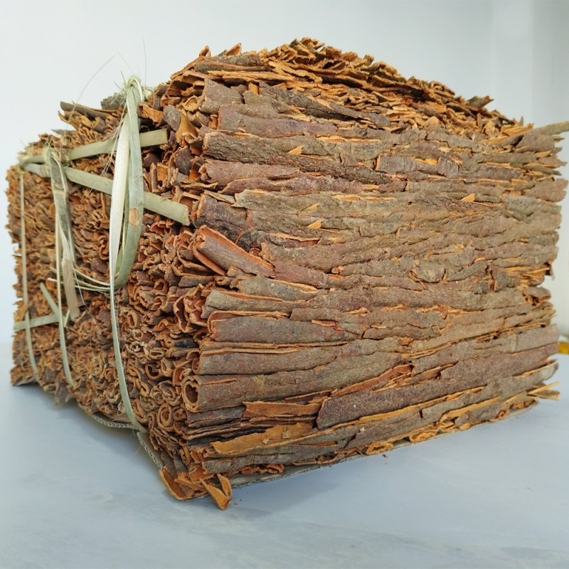 High Quality Food Grade Pressed Cassia Cinnamon Directly Wholesaled From China's Largest Spicy Market for Cooking