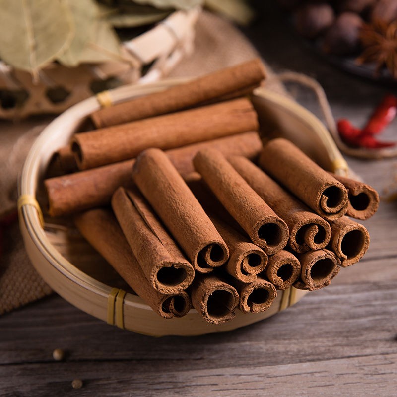 High Quality Food Grade Cassia Cinnamon Stick China Factory Wholesale  ISO Certified for Cooking Spicing Dried Raw Exported
