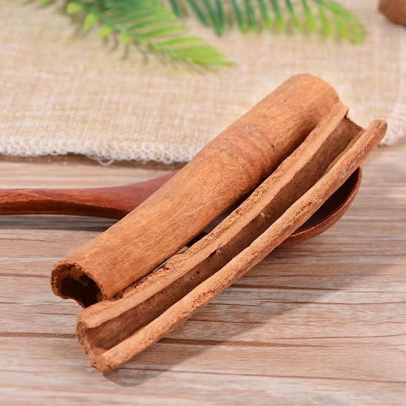 High Quality Food Grade Cassia Cinnamon Stick China Factory Wholesale  ISO Certified for Cooking Spicing Dried Raw Exported