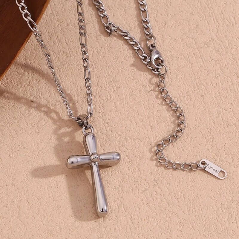 Cross Pendant Necklace Supplier - Wholesale Custom Minimalist Gold Plated