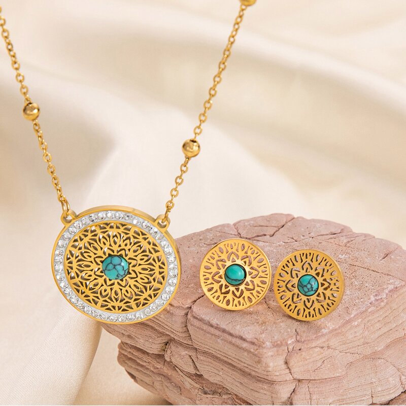 Hollowed Out Tree Necklace Factory - Trend Wholesale High Quality 18K Gold Plated