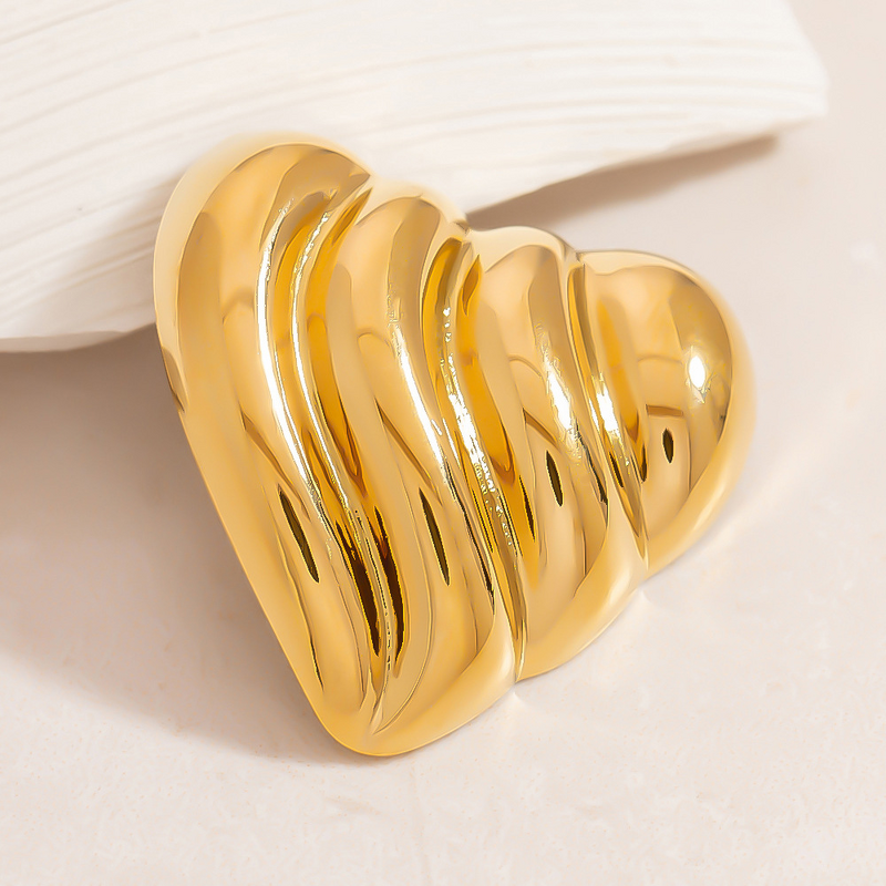 Heart Brooch Factory - Vintage Wholesale Corrugated 18K Gold Plated Stainless