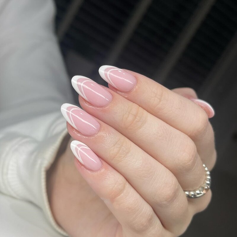 INS Nail Art Supplier - Wholesale French Style Short Almond Flower Customization