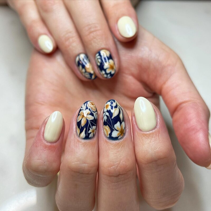 Summer Flower Nails Factory - Handmade Hot Selling Custom Almond Stiletto Tips