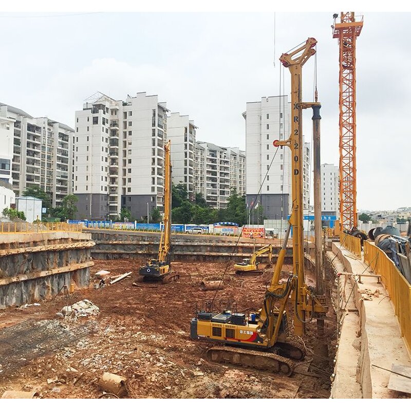 Rotary Drilling Rig Manufacturer - XR220D 72m Good Price