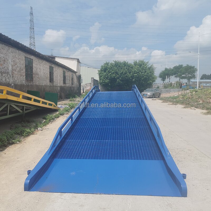 Movable Loading Ramp Equipment - 6-15t Hydraulic for Cargo with Forklift