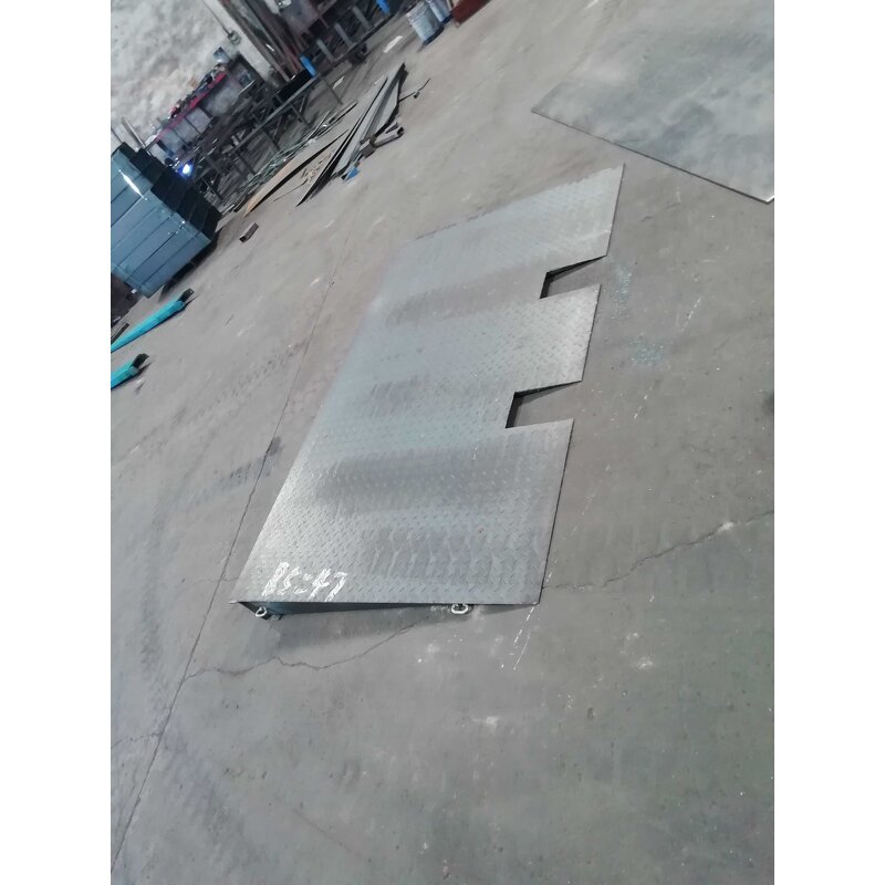 Ground Level Container Ramp - 6 Ton Capacity Steel Dock Board Heavy Duty