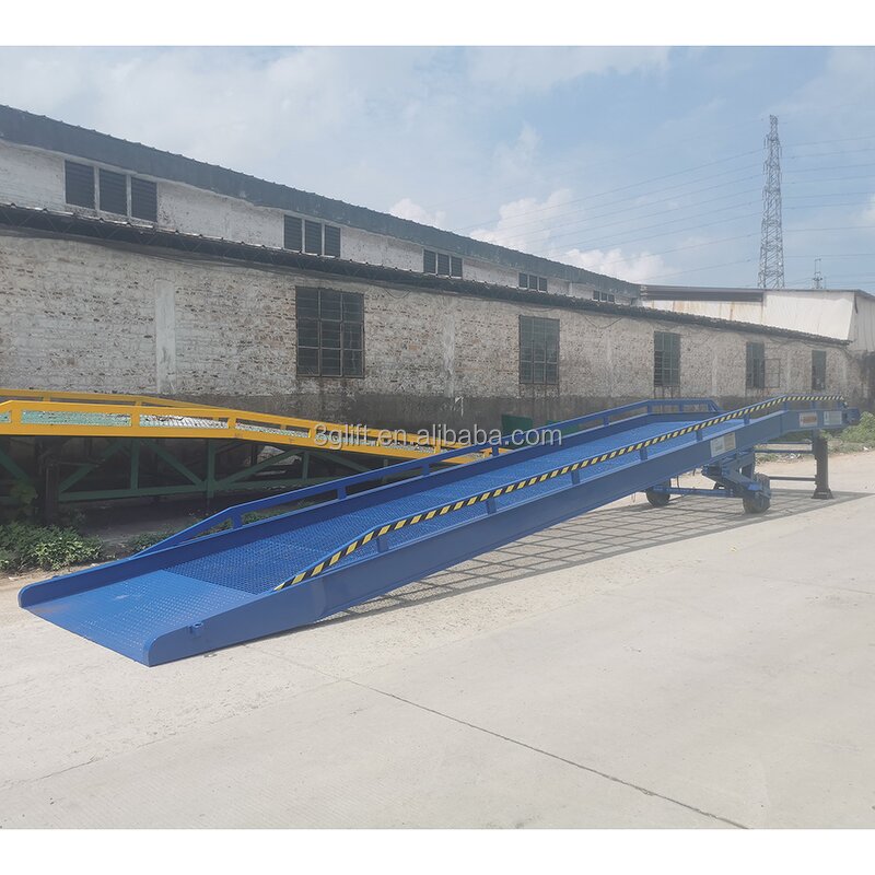 Movable Loading Ramp Equipment - 6-15t Hydraulic for Cargo with Forklift