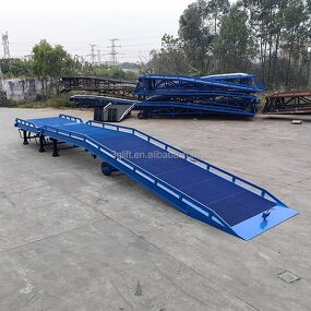 Manual Adjustable Dock Ramp - 8T for Container Truck Movable Leveler Yard