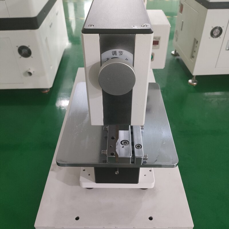 PCB Separator Machine - Electronics Manufacturing Separating Cutter LED Strip