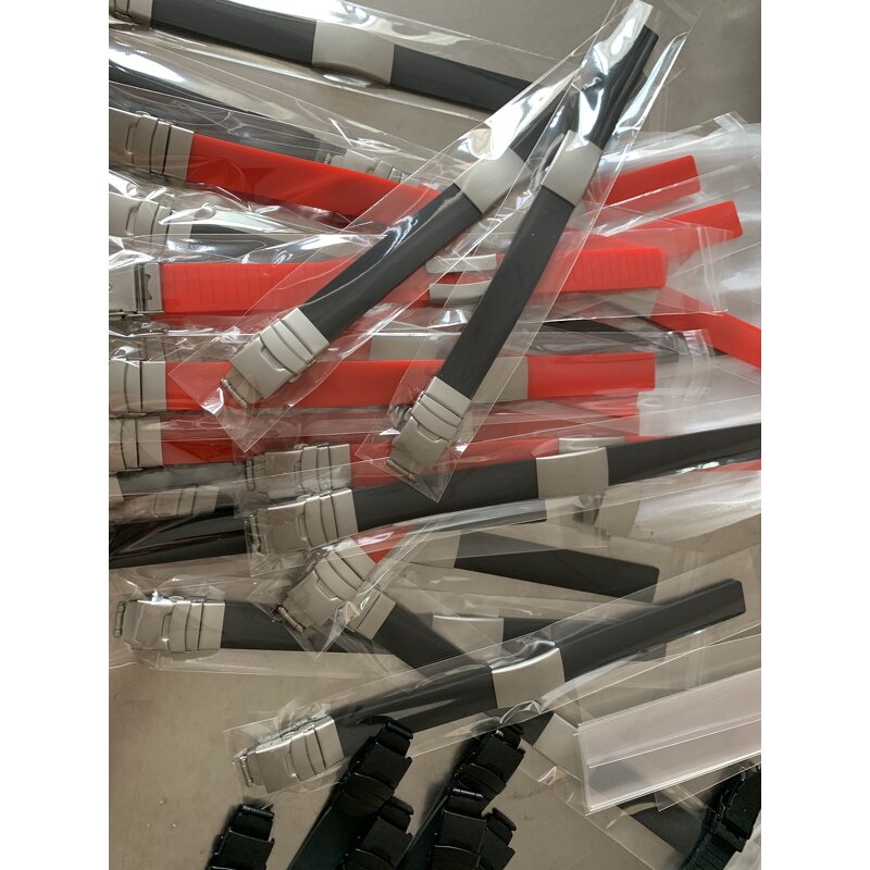 Stainless Steel Bracelet Supplier - Big Chain Men's Silicone Wristband