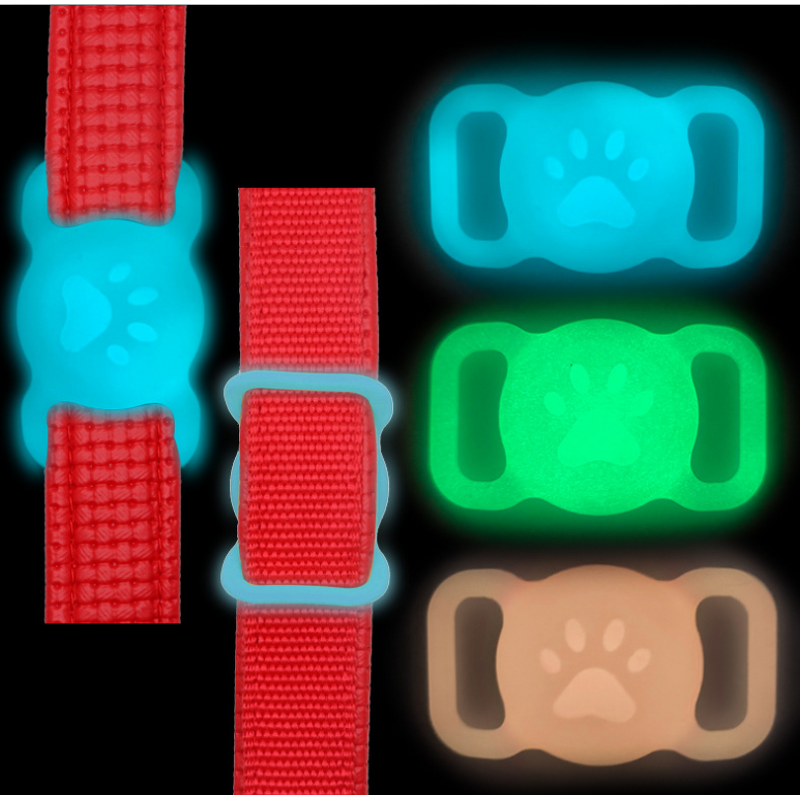 Pet Airtag Case Manufacturer - Silicone Paw Print Design Protective